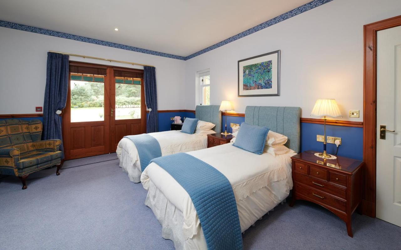 Daviot Lodge Екстер'єр фото