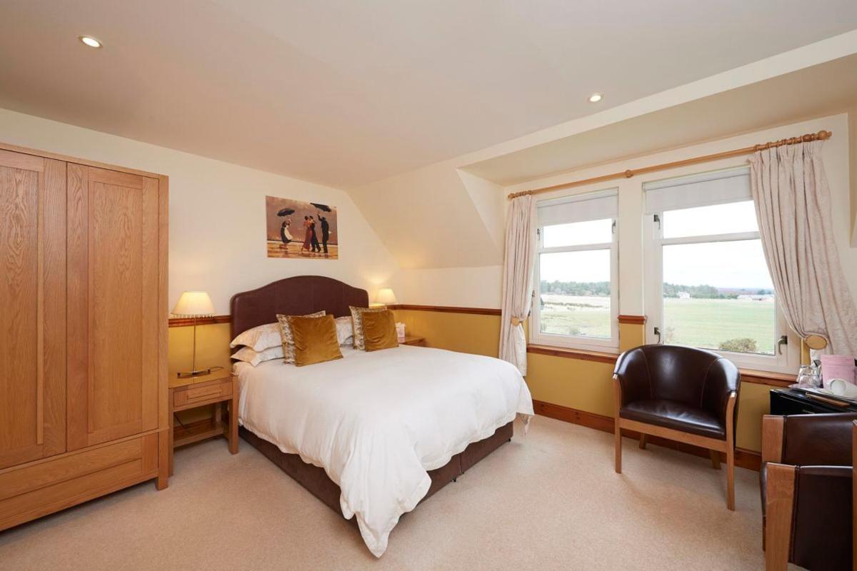Daviot Lodge Екстер'єр фото